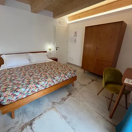 De Loca Tropea