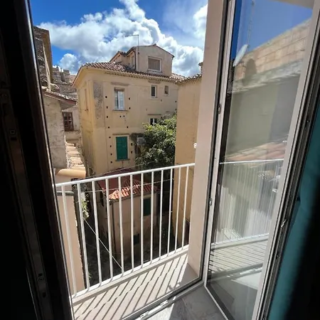 De Loca Tropea