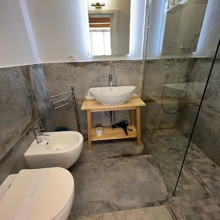 De Loca 住宿加早餐酒店 4*