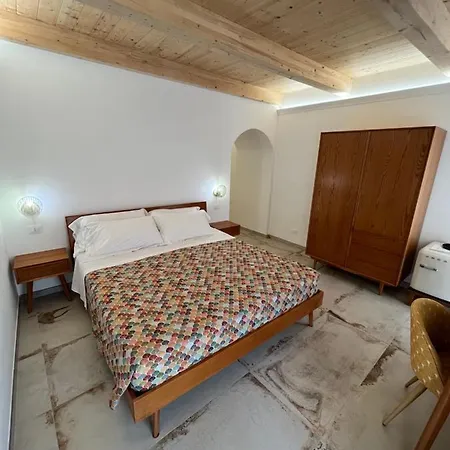 De Loca 4* 特罗佩阿