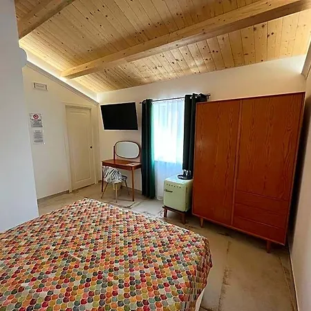 Bed & Breakfast De Loca Tropea