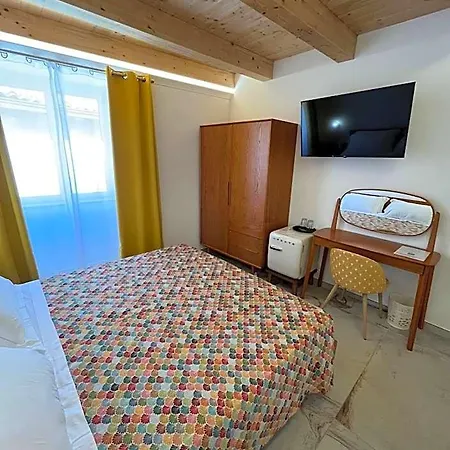 De Loca Panzió 4*